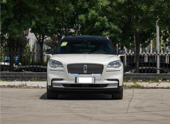 飞行家 2022款 3.0T V6 四驱行政版 外观   正前