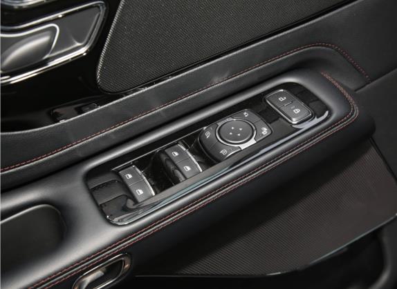 飞行家 2022款 3.0T V6 四驱尊享版 车厢座椅   门窗控制