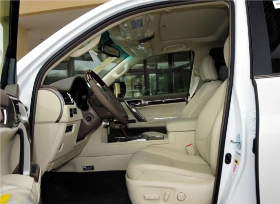 雷克萨斯GX 2012款 400 车厢座椅   前排空间