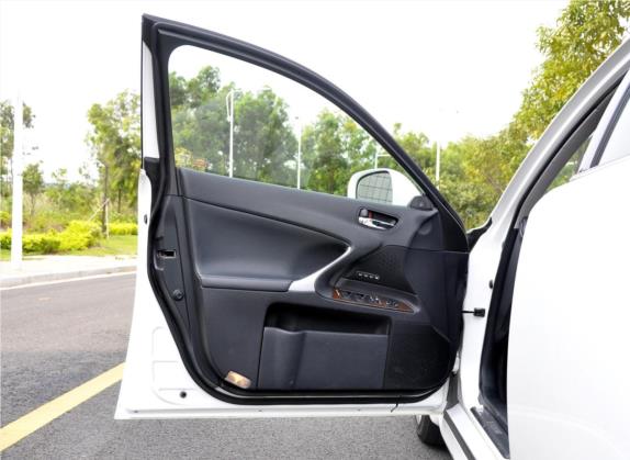 雷克萨斯IS 2011款 250 豪华版 车厢座椅   前门板