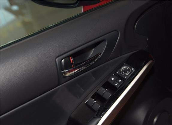 雷克萨斯IS 2015款 200t 领先版 车厢座椅   门窗控制
