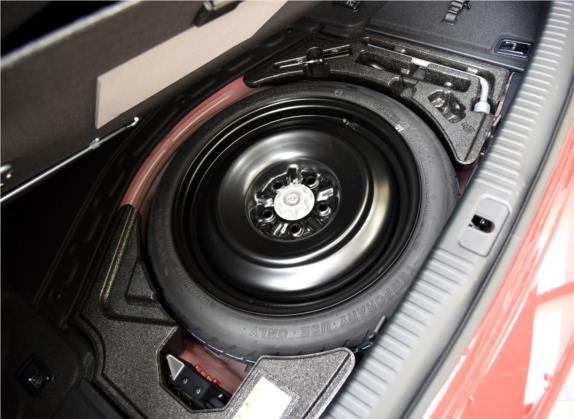 雷克萨斯IS 2015款 200t 豪华版 其他细节类   备胎