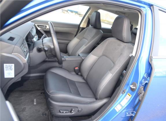 雷克萨斯CT 2017款 CT200h 舒适版 单色 国V 车厢座椅   前排空间