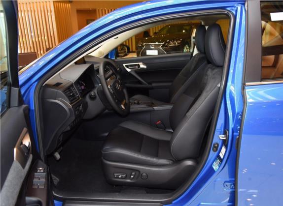 雷克萨斯CT 2017款 CT200h 舒适版 单色 国VI 车厢座椅   前排空间