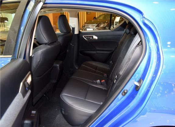 雷克萨斯CT 2017款 CT200h 舒适版 单色 国VI 车厢座椅   后排空间