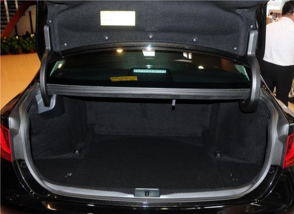 雷克萨斯GS 2012款 450h 车厢座椅   后备厢