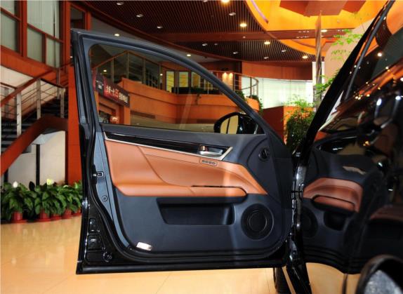 雷克萨斯GS 2012款 450h 车厢座椅   前门板