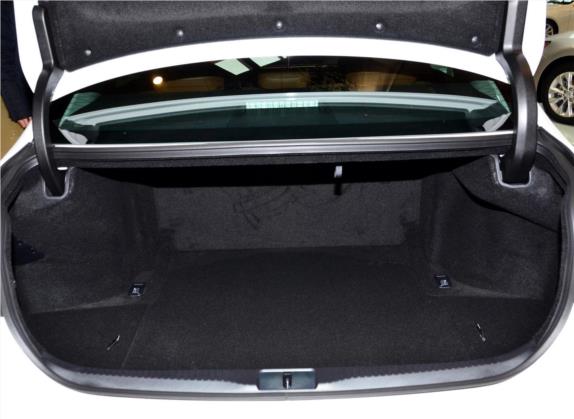 雷克萨斯GS 2014款 300h 领先版 车厢座椅   后备厢