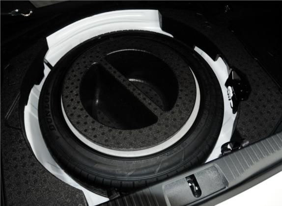 雷克萨斯GS 2014款 250 领先版 其他细节类   备胎