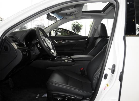 雷克萨斯GS 2014款 250 领先版 车厢座椅   前排空间