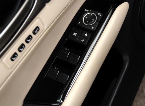 雷克萨斯GS 2014款 250 豪华版 车厢座椅   门窗控制