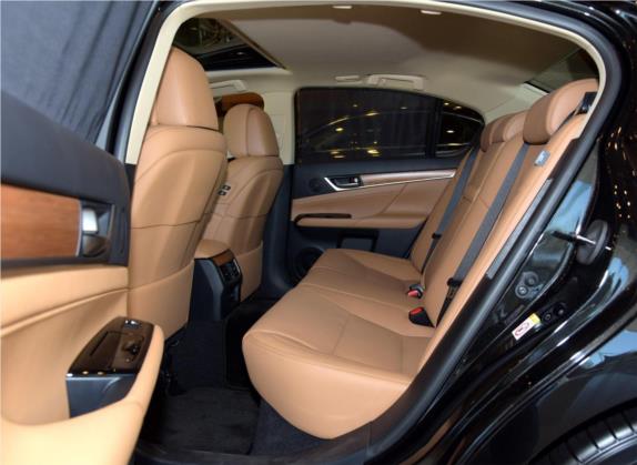 雷克萨斯GS 2014款 450h 车厢座椅   后排空间