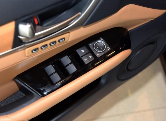 雷克萨斯GS 2014款 450h 车厢座椅   门窗控制