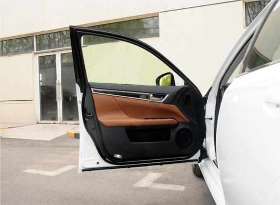 雷克萨斯GS 2014款 300h 豪华版 车厢座椅   前门板