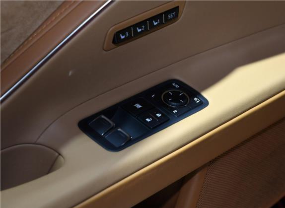 雷克萨斯LC 2019款 500h 运动版 国VI 车厢座椅   门窗控制