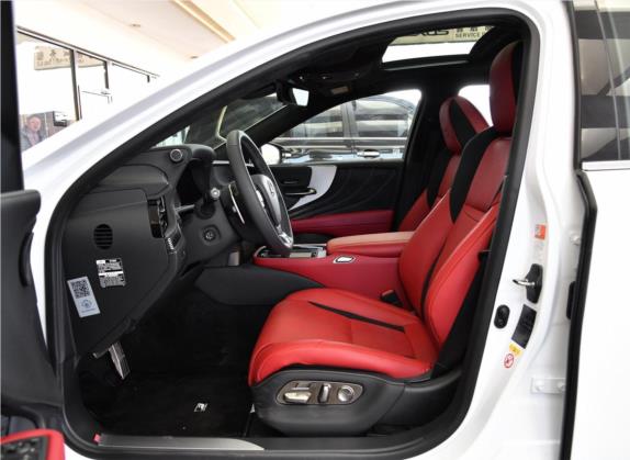 雷克萨斯LS 2018款 500h F SPORT 国V 车厢座椅   前排空间