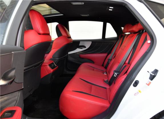 雷克萨斯LS 2018款 500h F SPORT 国V 车厢座椅   后排空间