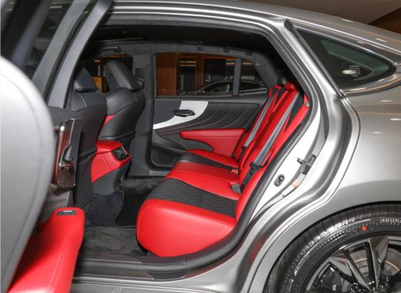 雷克萨斯LS 2021款 500h F SPORT 车厢座椅   后排空间
