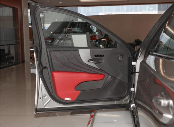雷克萨斯LS 2021款 500h F SPORT 车厢座椅   前门板