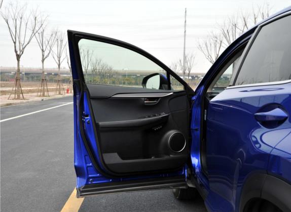 雷克萨斯NX 2015款 300h 全驱 锋芒版 车厢座椅   前门板