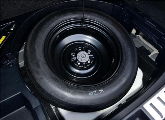 雷克萨斯NX 2015款 200t 全驱 F SPORT 其他细节类   备胎