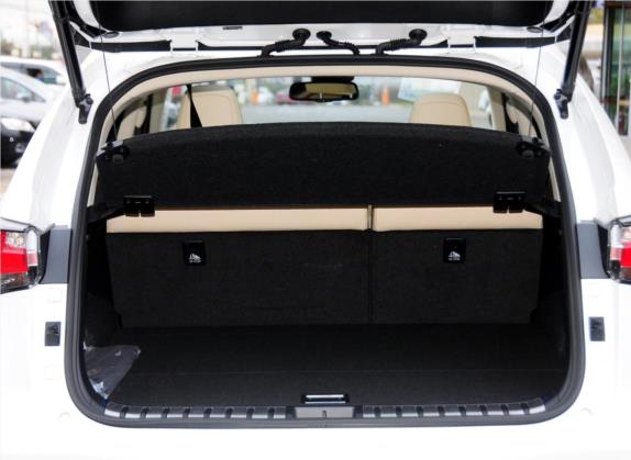 雷克萨斯NX 2015款 300h 全驱 锋致版 车厢座椅   后备厢