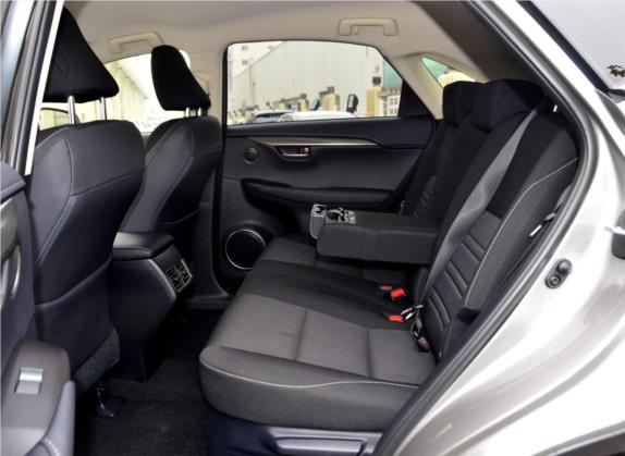 雷克萨斯NX 2015款 200 前驱 锋行版 车厢座椅   后排空间