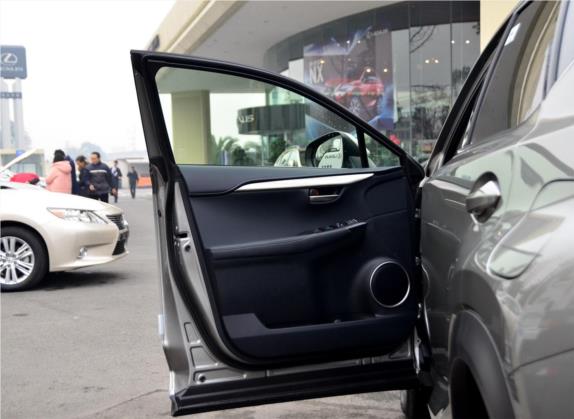 雷克萨斯NX 2015款 200 前驱 锋行版 车厢座椅   前门板