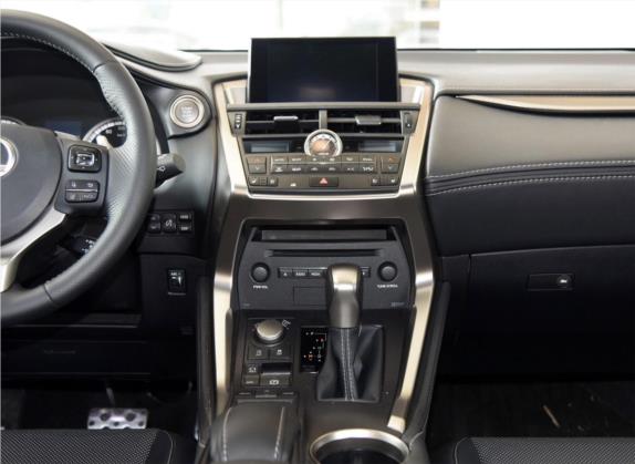 雷克萨斯NX 2016款 200t 全驱 F SPORT 中控类   中控台