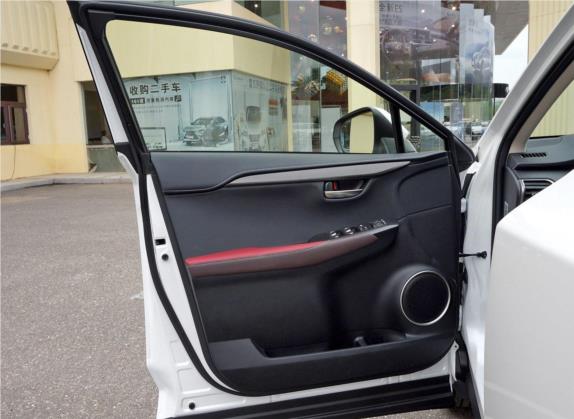 雷克萨斯NX 2018款 300 全驱 锋尚版 车厢座椅   前门板