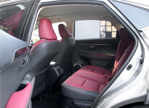 雷克萨斯NX 2018款 300h 全驱 锋致版 国V 车厢座椅   后排空间