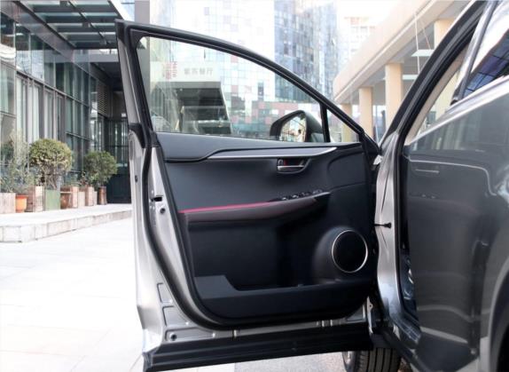 雷克萨斯NX 2018款 300h 全驱 锋致版 国V 车厢座椅   前门板