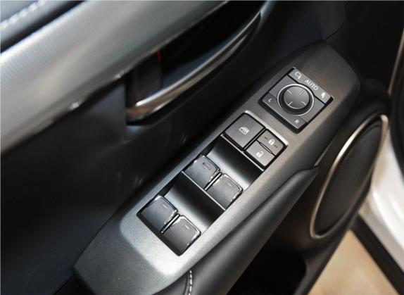 雷克萨斯NX 2020款 300h 前驱 锋尚版 国VI 车厢座椅   门窗控制
