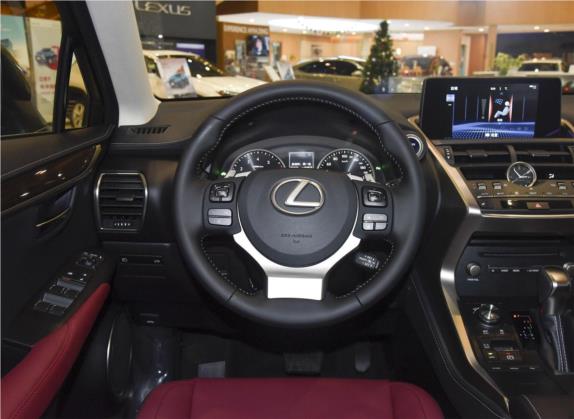 雷克萨斯NX 2020款 300h 全驱 锋致版 国VI 中控类   驾驶位