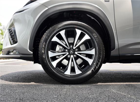 雷克萨斯NX 2020款 300h 全驱 F SPORT 国VI 其他细节类   前轮