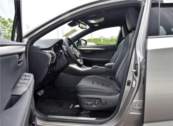 雷克萨斯NX 2020款 300h 全驱 F SPORT 国VI 车厢座椅   前排空间