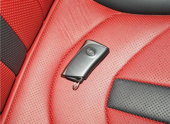 雷克萨斯NX 2022款 350h 全驱 F SPORT 其他细节类   钥匙