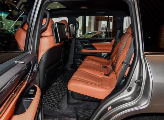 雷克萨斯LX 2017款 570 尊贵豪华版 车厢座椅   后排空间