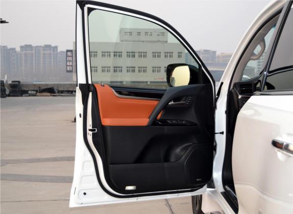 雷克萨斯LX 2019款 570 尊贵豪华版 车厢座椅   前门板