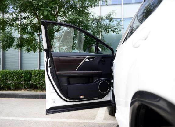 雷克萨斯RX 2016款 450h 四驱尊贵版 车厢座椅   前门板