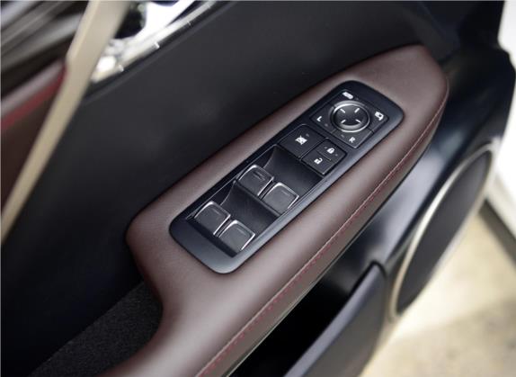 雷克萨斯RX 2016款 450h 四驱尊贵版 车厢座椅   门窗控制