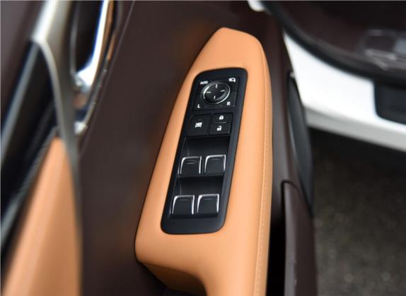雷克萨斯RX 2016款 300 四驱典雅版 国V 车厢座椅   门窗控制