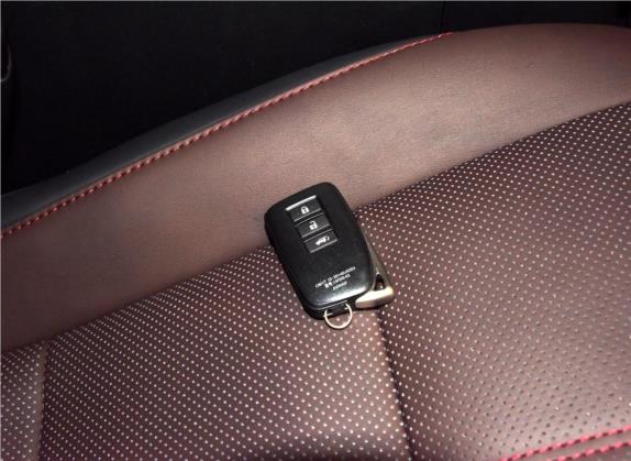 雷克萨斯RX 2016款 450h 四驱豪华版 其他细节类   钥匙