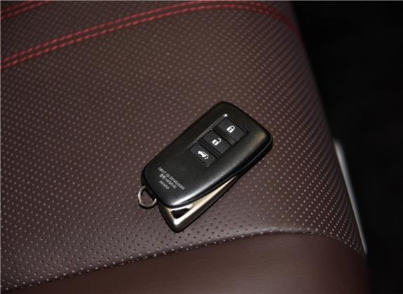 雷克萨斯RX 2017款 450h Mark Levinson 四驱豪华版 其他细节类   钥匙