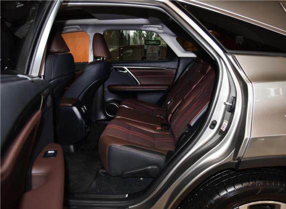 雷克萨斯RX 2017款 450h Mark Levinson 四驱豪华版 车厢座椅   后排空间