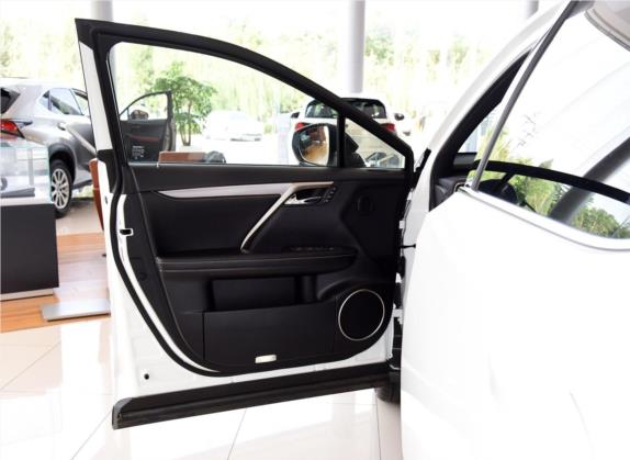 雷克萨斯RX 2020款 300 四驱F SPORT 国VI 车厢座椅   前门板