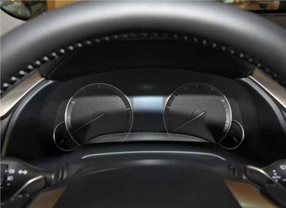 雷克萨斯RX 2020款 300 两驱精英版 国VI 中控类   仪表盘