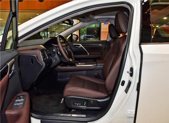 雷克萨斯RX 2020款 300 两驱舒适版 国VI 车厢座椅   前排空间