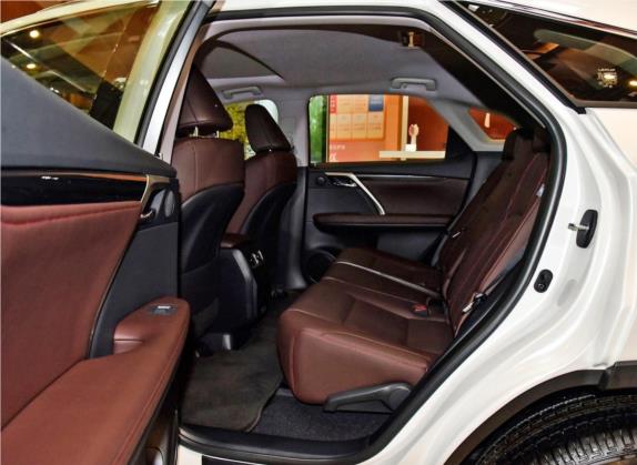 雷克萨斯RX 2020款 300 两驱舒适版 国VI 车厢座椅   后排空间