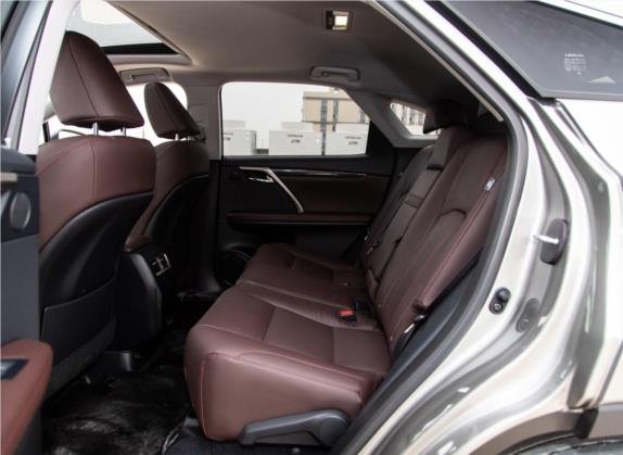 雷克萨斯RX 2020款 450h 四驱典雅版 国VI 车厢座椅   后排空间
